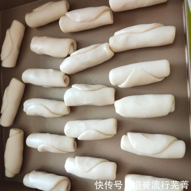 蛋黄|蛋黄酥,自己做的吃着更健康