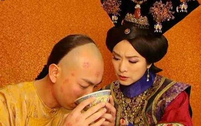 同治|同治皇帝为何19岁便早早驾崩?溥仪在晚年自传中说出了真相