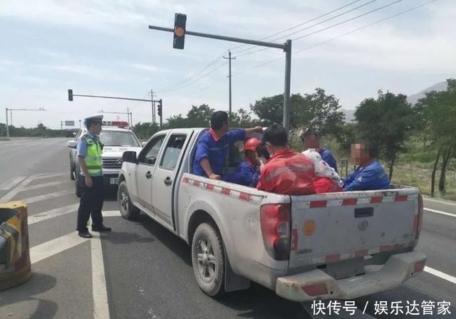  客车|「一线微观」惠农一皮卡车变“客车” 货箱违法载人被处罚