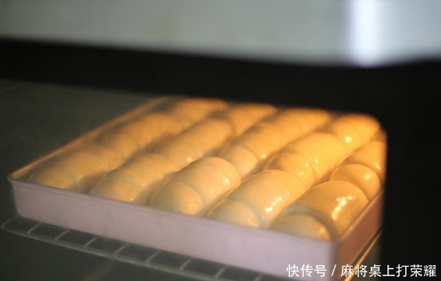  耐高糖酵母|学会用这种方法做面包，拉丝效果极佳，绵软又香醇，不信你也试试