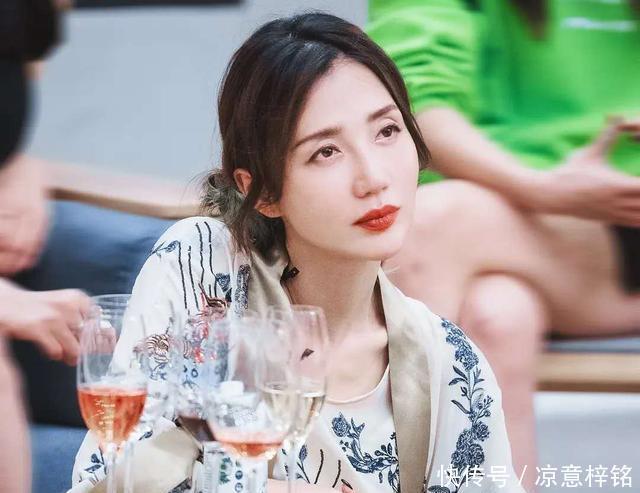  坦然|《乘风破浪的姐姐》阿朵惨遭淘汰，你坦然的样子真让人心疼