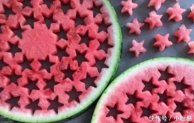 操作|强迫症吃水果,火龙果去籽都不算啥,最后榴莲的操作才丧心病狂