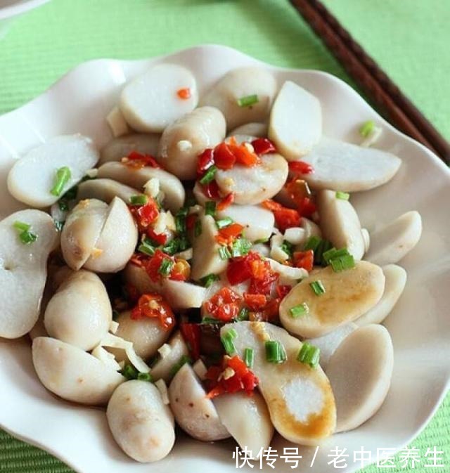 长身体|在家这样做清蒸芋头，香味四溢，软糯香甜，营养丰富又下饭