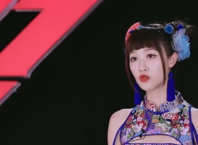 表情|蓝盈莹突然要加入宁静团,这让宁静措手不及,注意宁静脸上的表情