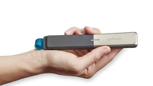 内藏|美国民众拒绝戴口罩，宣称口罩内藏5G天线，将控制大脑导致患癌