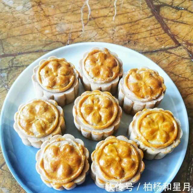 添加|哪种月饼好,还是五仁月饼好吃,不过的是自己做的,无添加更健康