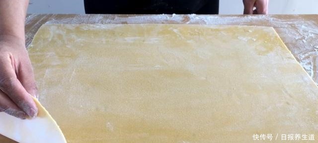 玉米面|只需面粉和玉米面,在家做出酥脆的锅巴