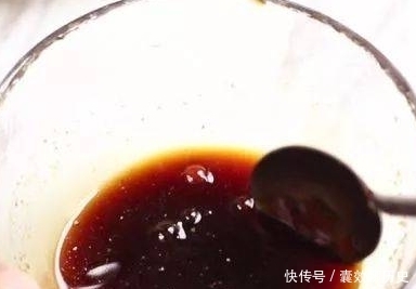 调料|蚝油别乱买,认准这1“表”1“号”,质量有保障,炒菜才香!