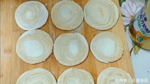 收藏|面粉别捣鼓做蛋糕了,现在流行它比蛋糕简单,比油条好吃,收藏