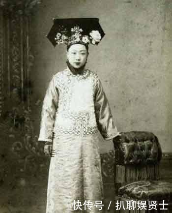 再现|老照片再现清朝格格的真实样貌，图六长相漂亮，图八深得慈禧喜爱
