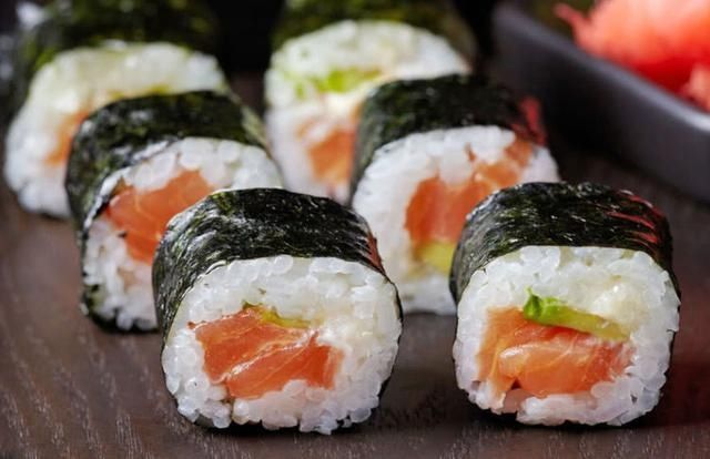 日本|日本学生吐槽中国美食,炫耀自己国家米饭有四种吃法,网友微笑