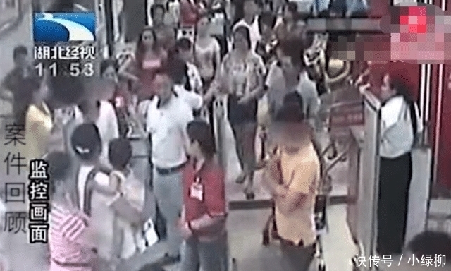 遭拒|已婚男超市买女性用具被身后女子怒斥，要求道歉遭拒后还被威胁