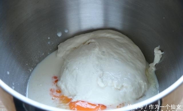 中种面团|开学后,我家最受欢迎的早餐,又香又松软的排排包,一口气吃3排