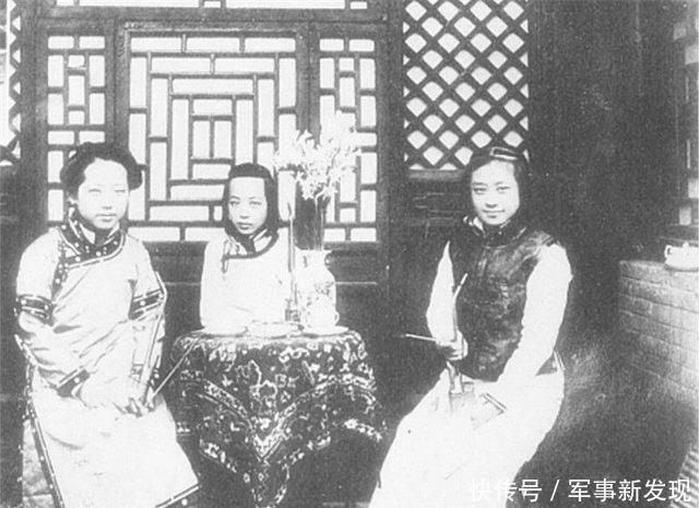 晚清绝版老照片,第四张金壁辉娇美优雅,