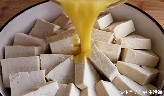 好吃|入秋后,多吃此菜,补锌补维C,才5毛钱一斤,烙成馅饼最好吃