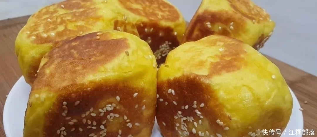 南瓜|南瓜又出新吃法,不用油炸,比面包馒头做法简单,比南瓜饼还好吃
