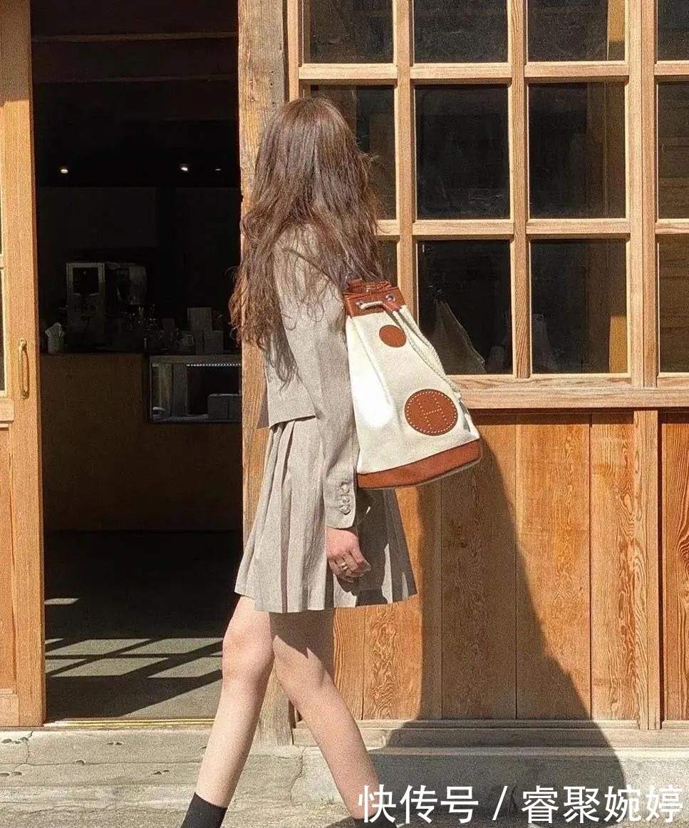 分钟|今秋流行成套穿,3分钟快速出门!