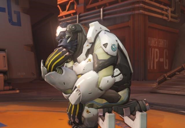 炉石传说里|炉石传说只要玩家够努力,黑百合也能成为卡牌团结的时候到了!