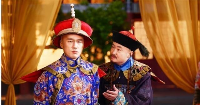 官员|大清官员分九品十八级,想升到正一品,身体要好还得活得够久