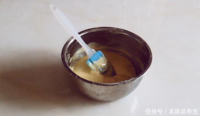 拔丝|网红拔丝蛋糕,教你在家轻松做,松软香甜,掰开就拔丝