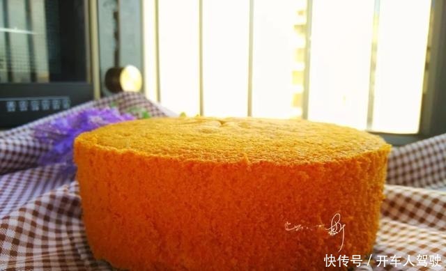 草莓|焙趣私房爆品日销300个的三重草莓芝士蛋糕,这个配方太赞了!