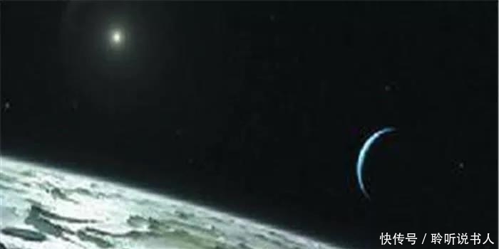 飞出|旅行者2号在飞出太阳系前,传回照片,让我们看到不一样的世界!