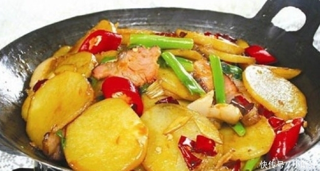 简单|经典家常菜,干锅土豆片最简单的做法,营养美味,大人孩子都爱吃