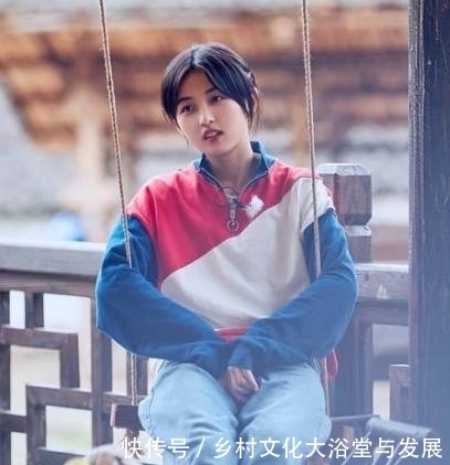  向往|《向往的生活》张子枫蜂蜜拍摄技术由吐槽制作，网友却称其可爱