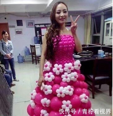 个性|妹子，你穿的裙子也太个性了吧，怎么全是气球啊