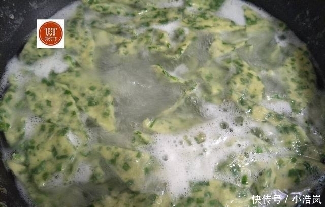  适量|韭菜别再包饺子了，换种新吃法，大人孩子都喜欢，分分钟就被抢光