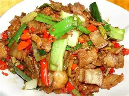 越来越|每周必给女儿做的营养菜,香辣可口肥而不腻,脸色越来越红润