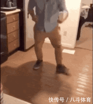  gif|搞笑gif：为了藏5元私房钱，又逼疯了一个