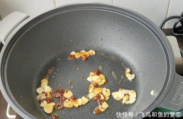 好吃|简单好吃的下饭菜,椒麻香菇,香味浓郁超好吃哟