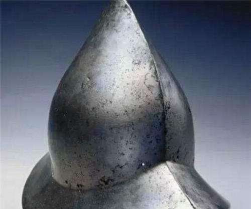 头盔|古代将军头盔为何都有枪尖？到底干什么用的？古人的智慧让人折服