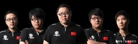 电竞行业|PDD直播谈IG往事,“为了防住孙亚龙,一个聊天记录藏了8年”