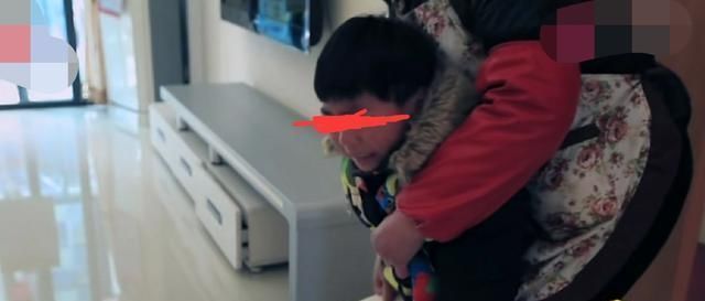  十八般武艺|6岁孩子脾气暴躁咬人，揪发，动刀，掀桌，飞凳……十八般武艺