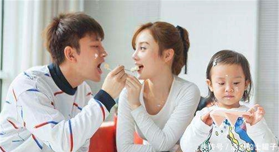 照片|李小璐39岁生日发新歌,与甜馨穿旗袍晒照片,网友评论太扎心