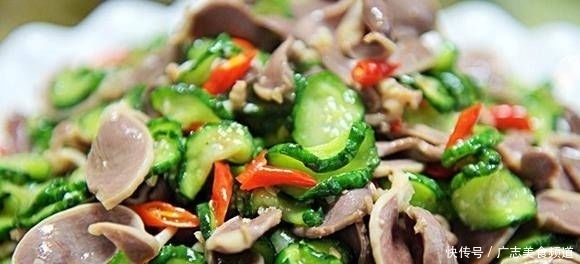  皮蛋|黄瓜是一道家常菜，炸黄瓜真的很简单