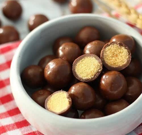 买得起|“最奢侈”5大童年零食,“小土豪”才买得起,现在都觉得吃不起