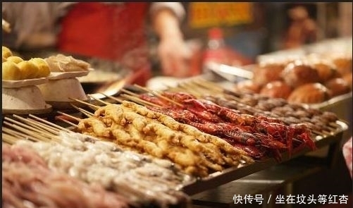 惹出|女子抢先买单惹出祸端,同行男子怒砸烧烤店背后原因令人唏嘘