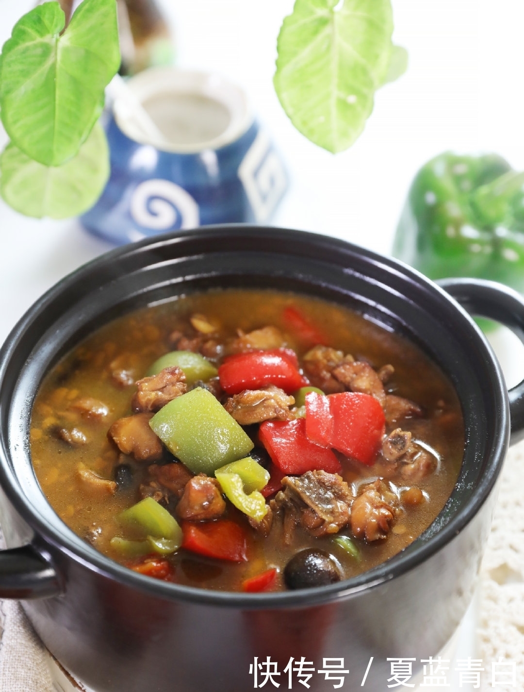 切成|在家自制特色小吃黄焖鸡,肉质鲜嫩,爽口开胃,3碗米饭不够吃