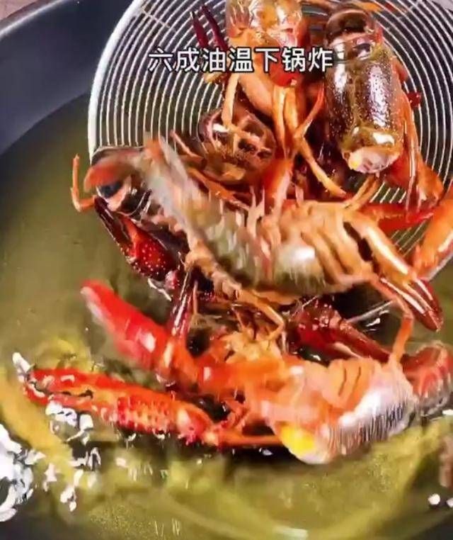 龙虾|十元一斤很好吃,辛辣可口,很好吃而且超级上瘾