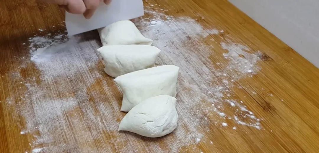  懒人|鸡蛋饼这样做太香了，教你懒人做法，鼓泡零失败，吃过就念念不忘！