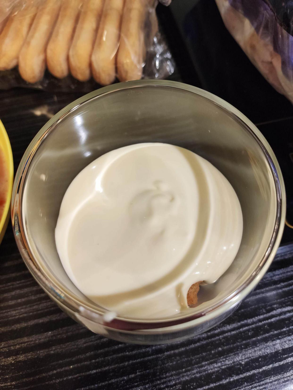 入口|孩子最爱这甜品,三两下就做好了,入口奶香顺滑,每星期必做一次