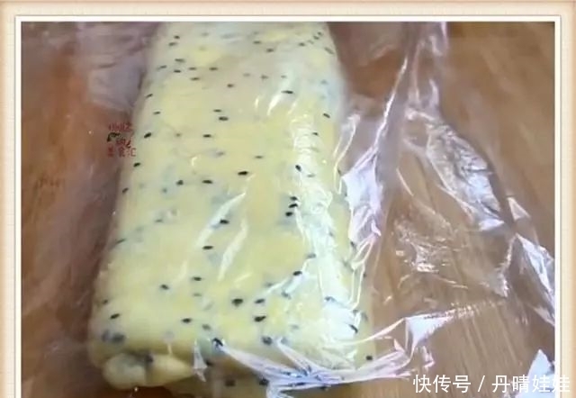 零食|最近孩子爱上吃一零食,几块钱做一大盘,不炸不蒸,营养又美味