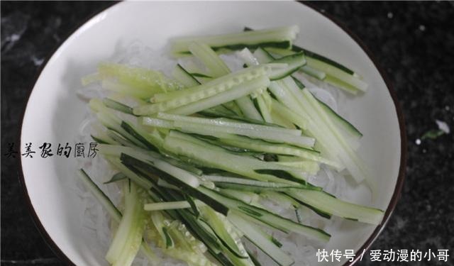  米粉|面条米粉一边站，夏天早餐锁定它！0脂肪，低热量，医生也爱吃！