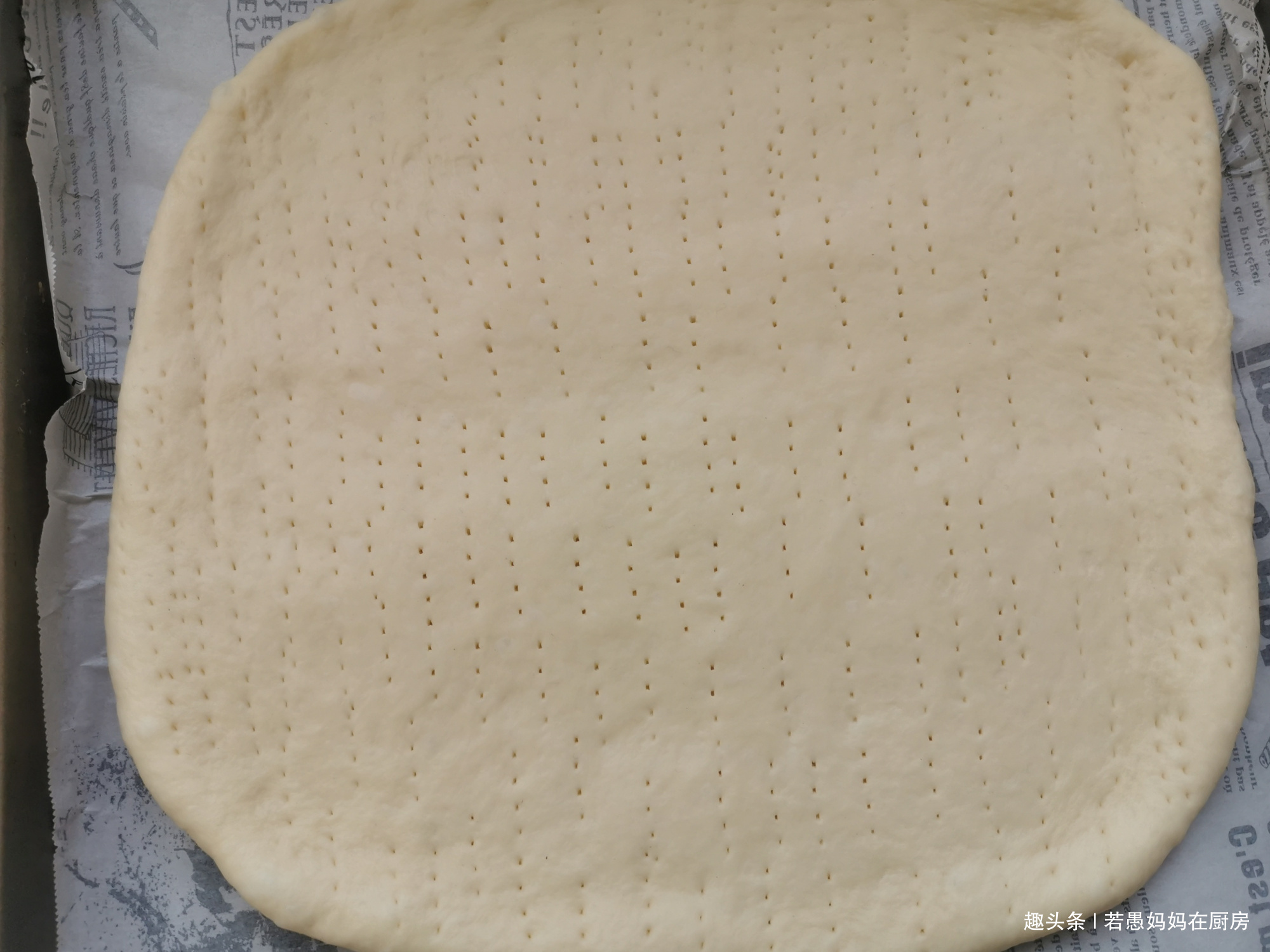 饼铛|自己在家做面包,3个动作15分钟揉出手套膜,烤箱电饼铛都能做