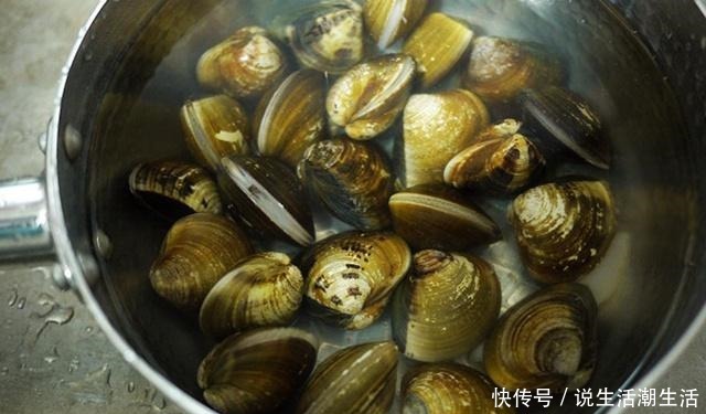 蒜末橄榄油|懒人晚餐,营养美味的意大利海鲜面,简单易学,做了两碗都不够吃