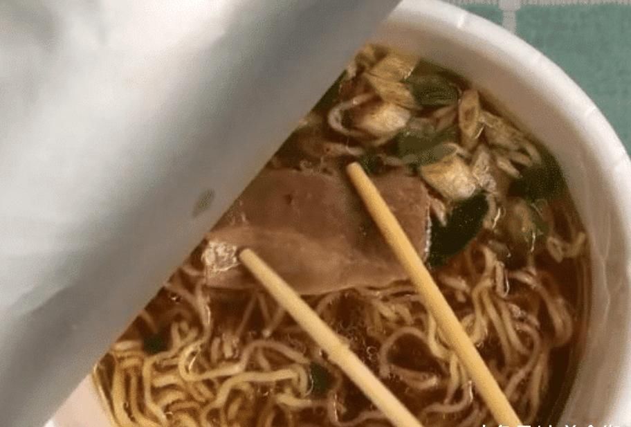 原以为|“米其林泡面”,一桶68元,原以为算错账,打开后才知贵在这