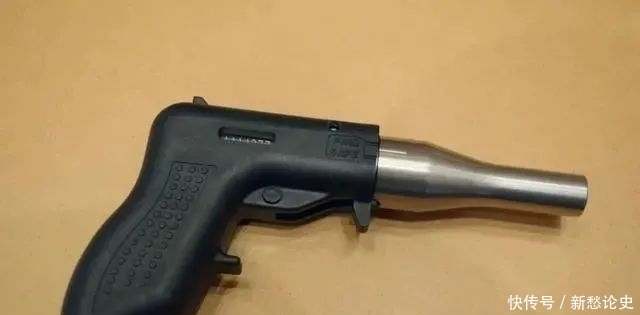 外型|2020年度最丑手枪!没有击锤,只有扳机,外型如料理喷枪